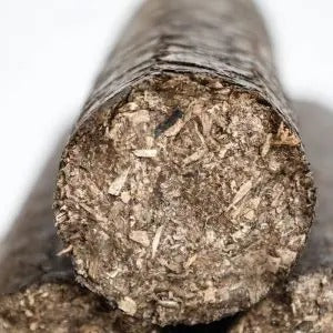 Holzscheite mit langer Brenndauer über Nacht